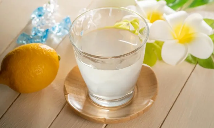 "Warm water mixed with yellow lemon juice" secret beauty and weight loss of Japanese people.